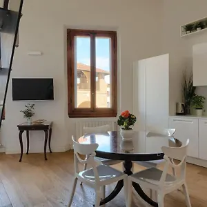 apt-porta-a-prato-46.it-tuscanyhotel.com/